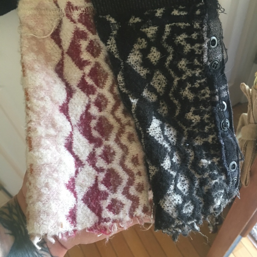 TWO Free People art school thermal size M